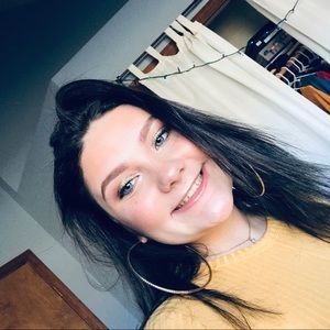 Meet your Posher, Kylee